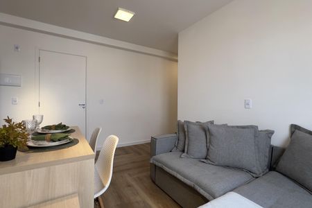 Sala de apartamento para alugar com 2 quartos, 38m² em Vila Galvão, Guarulhos