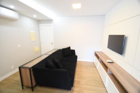 Sala de apartamento para alugar com 1 quarto, 57m² em Cambuí, Campinas