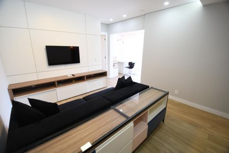 Sala de apartamento para alugar com 1 quarto, 57m² em Cambuí, Campinas