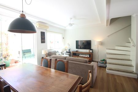 Casa à venda com 3 quartos, 116m² em Vila Campo Grande, São Paulo