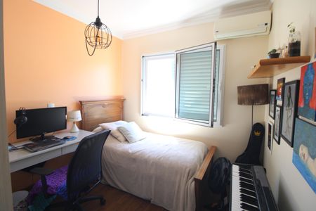 Casa à venda com 116m², 3 quartos e 2 vagasQuarto 2