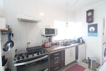 Casa à venda com 116m², 3 quartos e 2 vagasCozinha