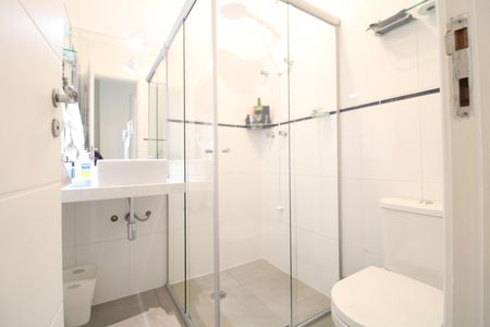 Casa à venda com 116m², 3 quartos e 2 vagasBanheiro comum