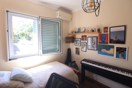 Casa à venda com 116m², 3 quartos e 2 vagasQuarto 2