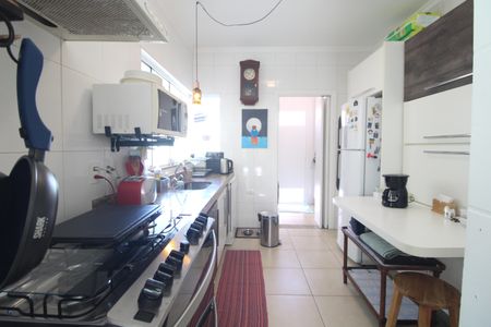 Casa à venda com 116m², 3 quartos e 2 vagasCozinha