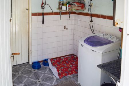 Casa à venda com 300m², 2 quartos e 2 vagasÁrea de Serviço