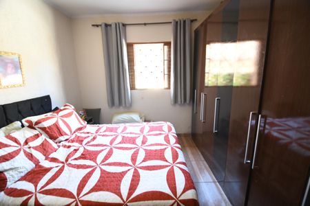 Casa à venda com 169m², 3 quartos e 3 vagasQuarto 3