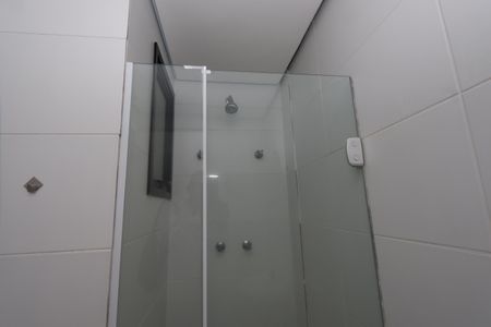 Banheiro de apartamento para alugar com 1 quarto, 36m² em Vila Alpina, São Paulo