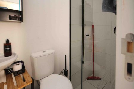 Apartamento à venda com 32m², 2 quartos e sem vagaBanheiro