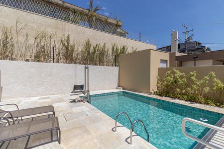 Apartamento para alugar com 35m², 2 quartos e sem vagaÁrea Comum - Piscina