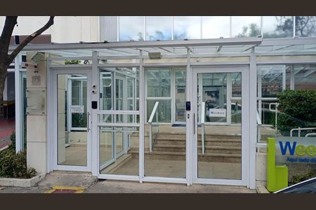 Apartamento à venda com 65m², 3 quartos e 1 vagaFachada