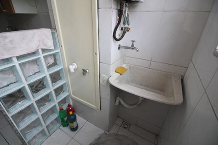 Apartamento à venda com 68m², 3 quartos e 1 vagaÁrea de Serviço