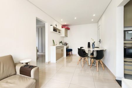 Apartamento à venda com 55m², 2 quartos e 1 vaga Apartamento à venda com 55m², 2 quartos e 1 vagaSala
