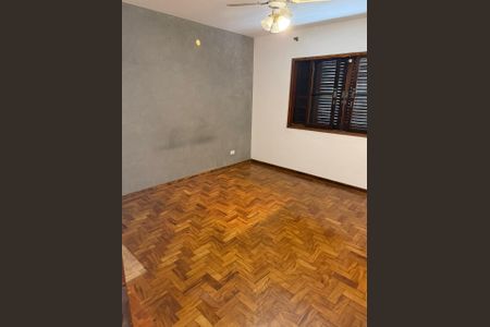 Foto 02 de casa à venda com 2 quartos, 150m² em Vila Moraes, São Paulo