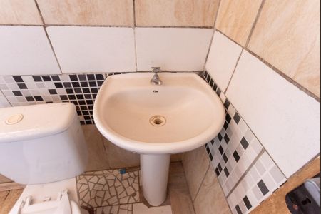 Apartamento para alugar com 60m², 2 quartos e sem vaga Apartamento para alugar com 60m², 2 quartos e sem vagaBanheiro Social