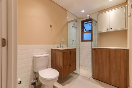 Banheiro de apartamento para alugar com 2 quartos, 38m² em Butantã, São Paulo