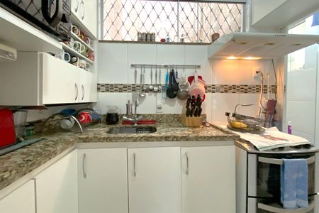 Apartamento à venda com 80m², 2 quartos e sem vagaCozinha