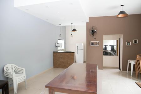 Apartamento à venda com 72m², 3 quartos e 1 vaga Apartamento à venda com 72m², 3 quartos e 1 vagaSalão de Festas