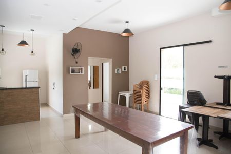 Apartamento à venda com 72m², 3 quartos e 1 vaga Apartamento à venda com 72m², 3 quartos e 1 vagaSalão de Festas