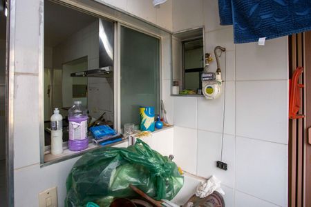 Apartamento à venda com 72m², 3 quartos e 1 vagaÁrea de Serviço