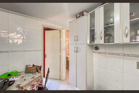 Apartamento à venda com 60m², 2 quartos e 1 vagaCozinha 