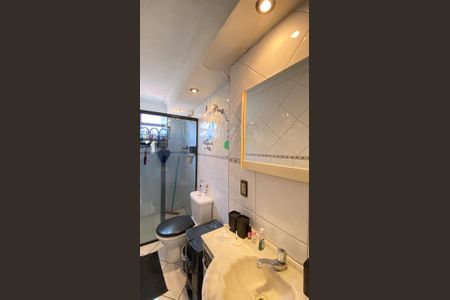 Apartamento à venda com 60m², 2 quartos e 1 vagaBanheiro 