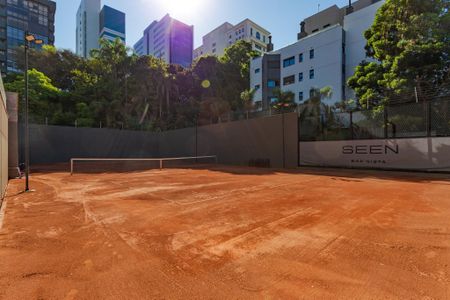 Apartamento à venda com 308m², 3 quartos e 3 vagas Apartamento à venda com 308m², 3 quartos e 3 vagasÁrea comum - Quadra