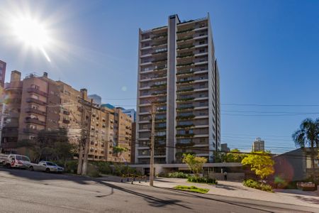 Apartamento à venda com 308m², 3 quartos e 3 vagas Apartamento à venda com 308m², 3 quartos e 3 vagasFachada