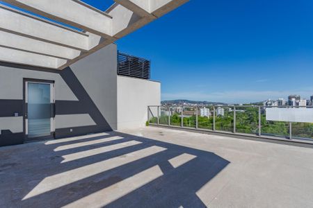 Apartamento à venda com 308m², 3 quartos e 3 vagas Apartamento à venda com 308m², 3 quartos e 3 vagasTerraço