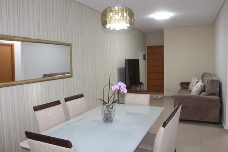 Apartamento à venda com 160m², 3 quartos e 2 vagasSala