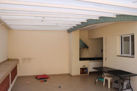 Apartamento à venda com 160m², 3 quartos e 2 vagasQuintal