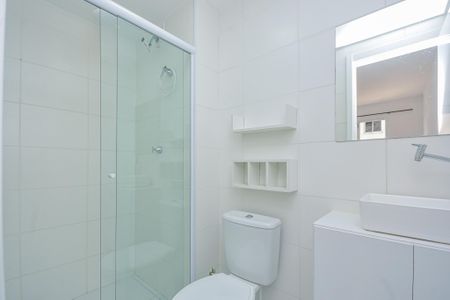 Banheiro Social de apartamento para alugar com 1 quarto, 27m² em Jardim Cidalia, São Paulo