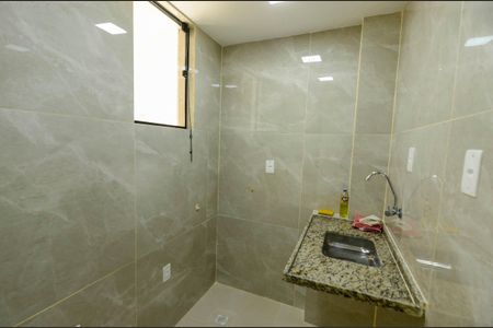 Cozinha e Área de Serviço de kitnet/studio para alugar com 1 quarto, 27m² em Tijuca, Rio de Janeiro