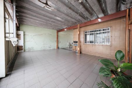 Casa à venda com 85m², 2 quartos e 3 vagasGaragem