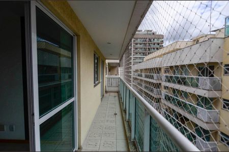 Apartamento à venda com 84m², 2 quartos e 1 vagaSala