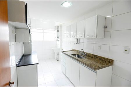 Apartamento à venda com 84m², 2 quartos e 1 vagaCozinha