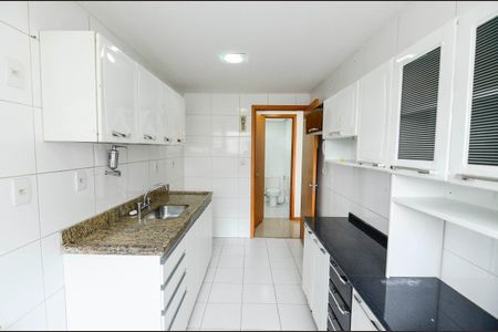 Apartamento à venda com 84m², 2 quartos e 1 vagaCozinha
