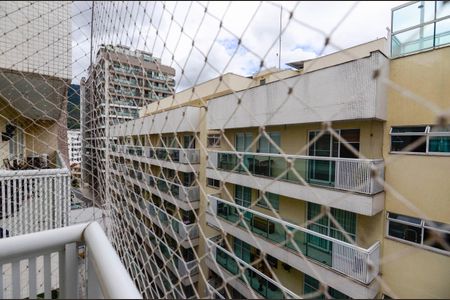 Apartamento à venda com 84m², 2 quartos e 1 vagaSala