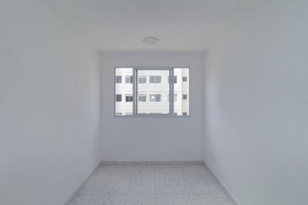 Sala de apartamento para alugar com 2 quartos, 42m² em Parque São Lourenço, São Paulo