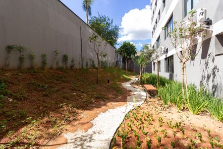 Apartamento à venda com 24m², 1 quarto e sem vaga Apartamento à venda com 24m², 1 quarto e sem vagaÁrea comum - Caminhada