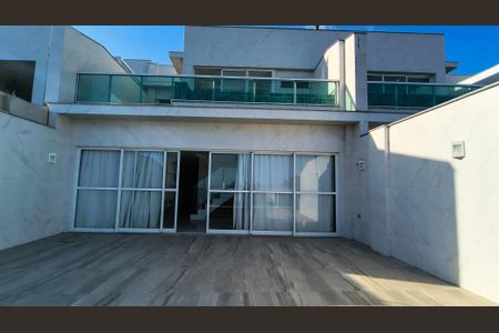 Apartamento para alugar com 280m², 3 quartos e 4 vagasVaranda