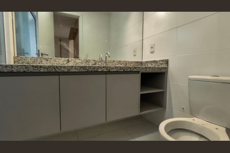 Apartamento para alugar com 280m², 3 quartos e 4 vagasBanheiro da Suíte 3