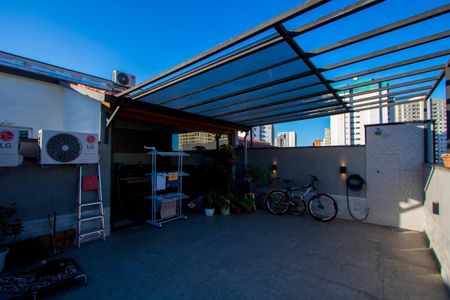 Apartamento à venda com 100m², 2 quartos e 1 vagaÁrea externa