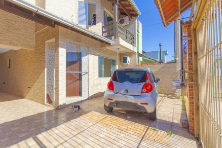 Casa à venda com 155m², 3 quartos e 3 vagas Casa à venda com 155m², 3 quartos e 3 vagasGaragem