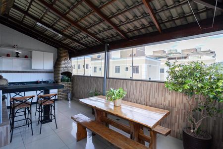 Apartamento à venda com 100m², 2 quartos e 1 vagaCobertura