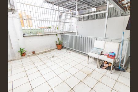 Casa à venda com 240m², 4 quartos e 1 vagaTerraço