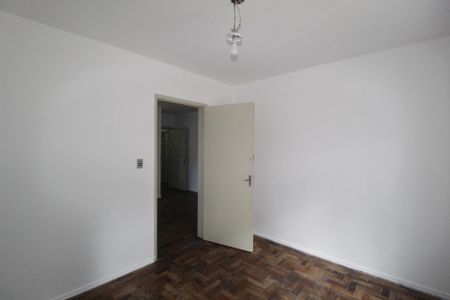 Quarto 1 de apartamento à venda com 1 quarto, 42m² em Vila Ipiranga, Porto Alegre