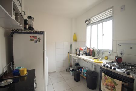 Apartamento para alugar com 48m², 2 quartos e sem vagaCozinha e Área de Serviço