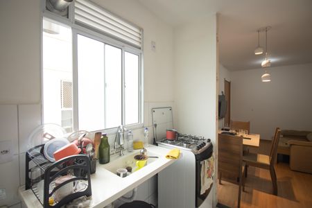 Apartamento para alugar com 48m², 2 quartos e sem vagaCozinha e Área de Serviço
