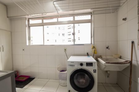 Apartamento à venda com 158m², 3 quartos e 3 vagasLavanderia